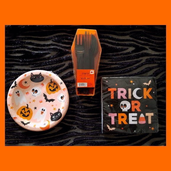 🎃Halloween 3-piece Party Table Set: Napkins, Plates & Cutlery NEW - Picture 9 of 12